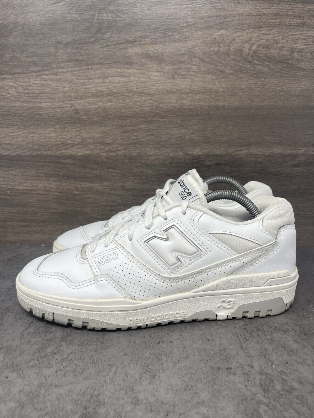 New Balance 550 Size 7.5 Mens White Sea Salt Leather Retro Basketball Sneakers
